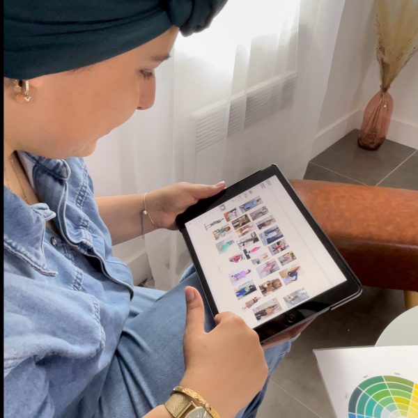 Atelier style et colorimétrie Angers Atelier style et colorimétrie Angers avec une conseillère en image